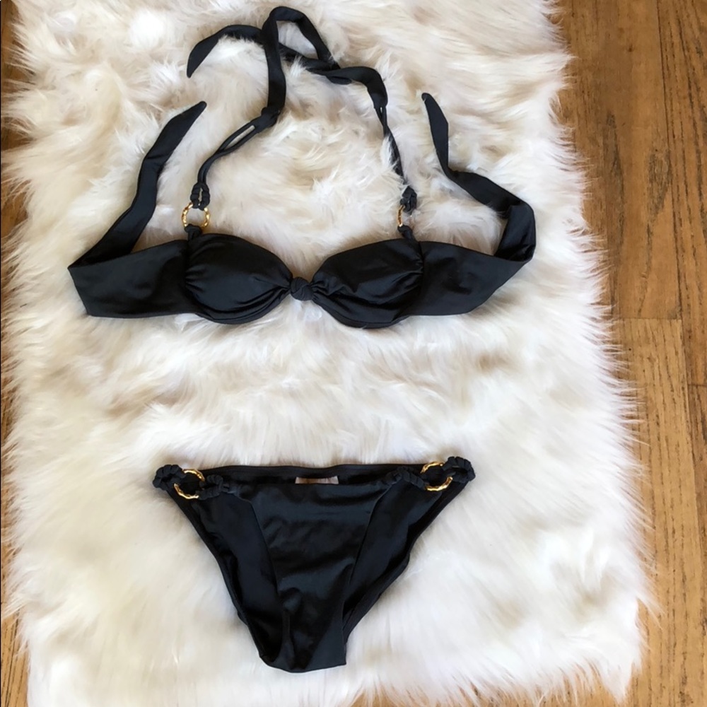 Robin Piccone bikini set